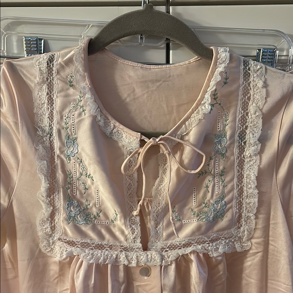 Vintage nylon pale peach pajama set, black slip and cream slip size S - Picture 9 of 13